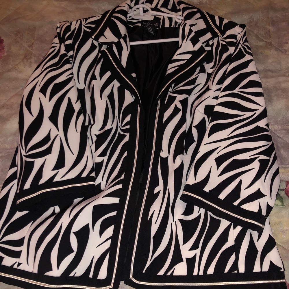 Jacket - Picture 2 of 4